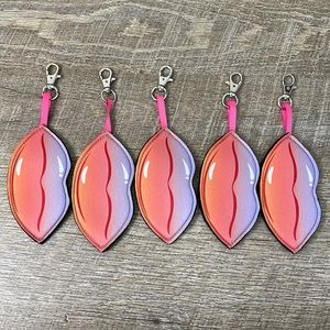 Lip Keychain Cosmetic Holder (5)